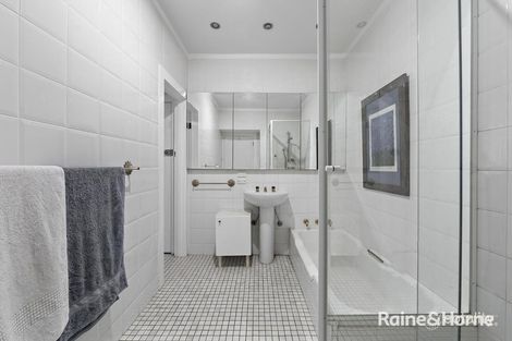 Property photo of 2 Kingston Avenue Ascot Vale VIC 3032