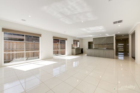 Property photo of 21 Orpington Drive Clyde North VIC 3978