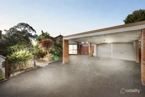 4 Frobisher Ct, Frankston, VIC 3199