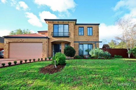 Property photo of 2 St Ives Drive Narre Warren South VIC 3805