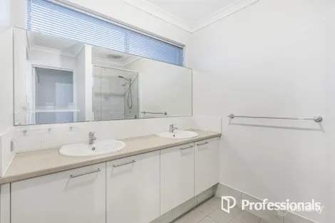 Property photo of 3 Braddock Lane Caversham WA 6055