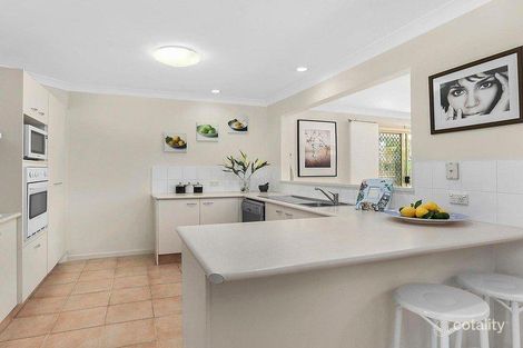 Property photo of 30 Seabrook Crescent Forest Lake QLD 4078