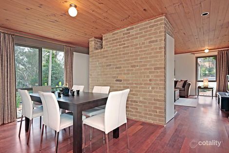 Property photo of 13 Marlow Place Eltham VIC 3095