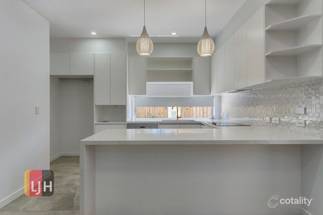 Property photo of 2/117 Haig Street Gordon Park QLD 4031