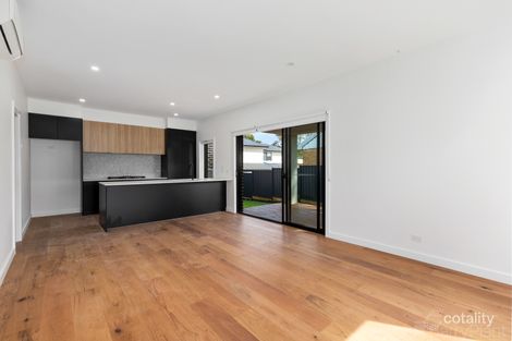 Property photo of 1/16 Yvonne Avenue Croydon South VIC 3136