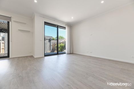 Property photo of 4/15 Unsworth Road Ringwood North VIC 3134
