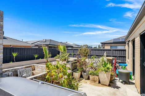 Property photo of 24 Goulburn Street Cranbourne East VIC 3977