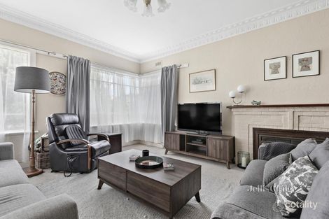 Property photo of 50 Carnarvon Road Strathmore VIC 3041