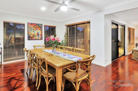 86 White Cedar Cct, Stretton, QLD 4116