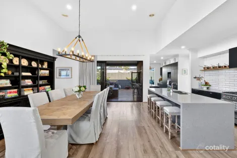 Property photo of 33 Whiteley Street Mount Duneed VIC 3217