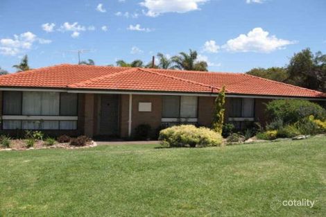 21 Simpson Dr, Padbury, WA 6025