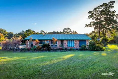 1 Azure Ave, Emerald Beach, NSW 2456