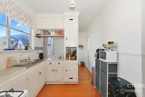 Property photo of 239 Macleod Street Bairnsdale VIC 3875