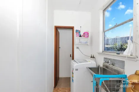 Property photo of 239 Macleod Street Bairnsdale VIC 3875