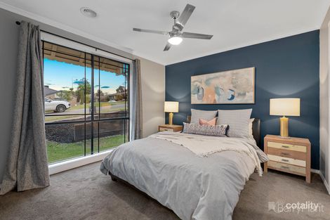 Property photo of 1 Natanya Drive Pakenham VIC 3810