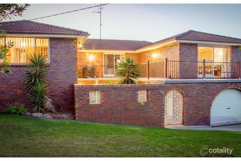22 Swain Cres, Dapto, NSW 2530