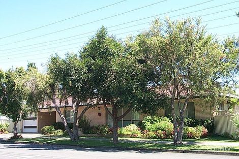 67 Ocean St, Runaway Bay, QLD 4216
