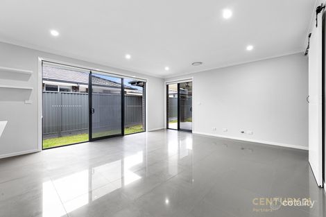 Property photo of 30 Aqueduct Street Leppington NSW 2179