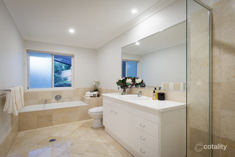 Property photo of 25 Boyd Terrace Brookfield QLD 4069