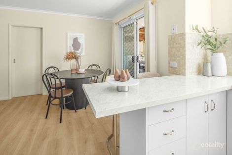 Property photo of 2/573 Webb Street Lavington NSW 2641