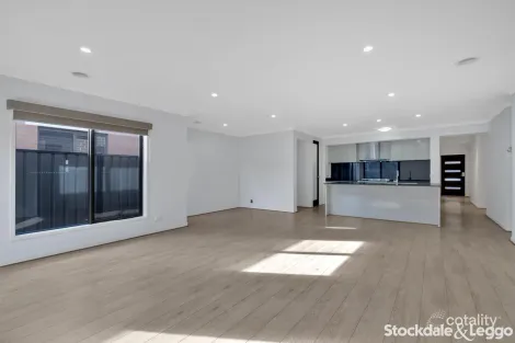 Property photo of 31 Geyser Street Craigieburn VIC 3064