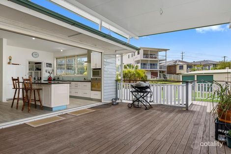 Property photo of 31 Ure Street Wynnum QLD 4178