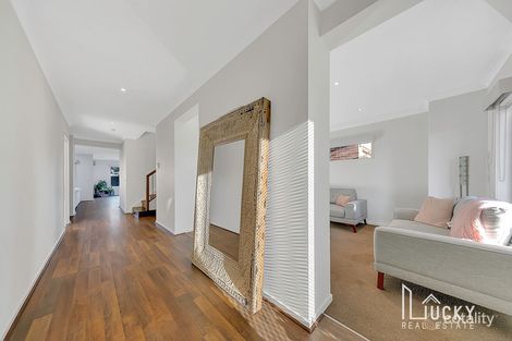 Property photo of 58 Highlander Drive Craigieburn VIC 3064