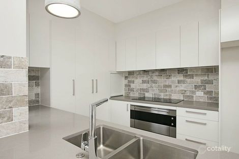 Property photo of 2/6 Eleventh Avenue Palm Beach QLD 4221