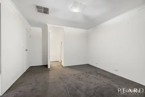 Property photo of 50 Musselbrook Trail Ellenbrook WA 6069