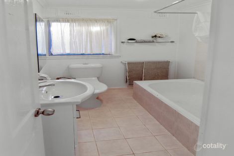 Property photo of 4 Ledgerwood Street Griffith NSW 2680