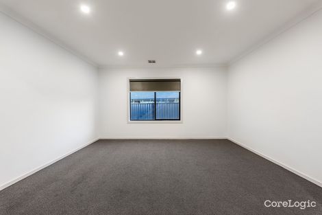 Property photo of 17 Coronado Avenue Craigieburn VIC 3064