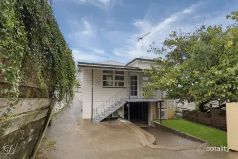 10 Laura St, Highgate Hill, QLD 4101