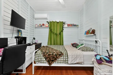 Property photo of 242 Upper Dawson Road The Range QLD 4700