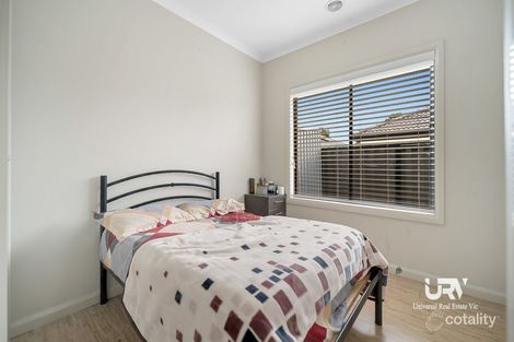 Property photo of 15 Crosskeys Road Craigieburn VIC 3064