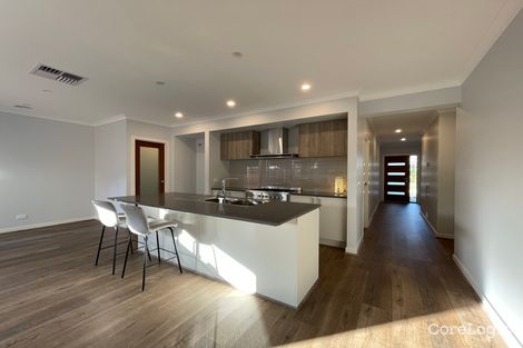 Property photo of 29 Persian Crescent Tarneit VIC 3029