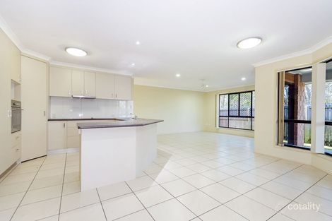 Property photo of 35 Longreach Court Tannum Sands QLD 4680