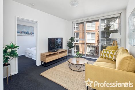 Property photo of 28/25 Robe Street St Kilda VIC 3182