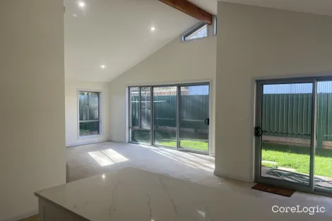 Property photo of 2/99 Bathurst Road Orange NSW 2800