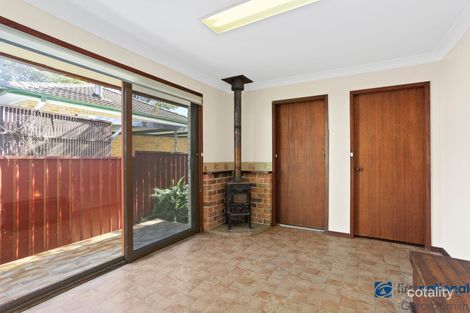23 Laura St, Hill Top, NSW 2575