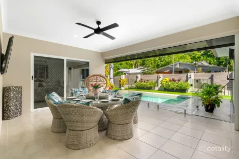 2 Kurt Cl, Palm Cove, QLD 4879