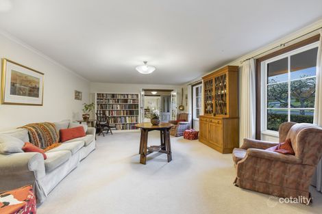 Property photo of 27 Shoubra Drive Highton VIC 3216