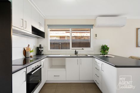 Property photo of 4/106 Wedge Street North Werribee VIC 3030