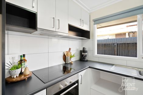 Property photo of 4/106 Wedge Street North Werribee VIC 3030