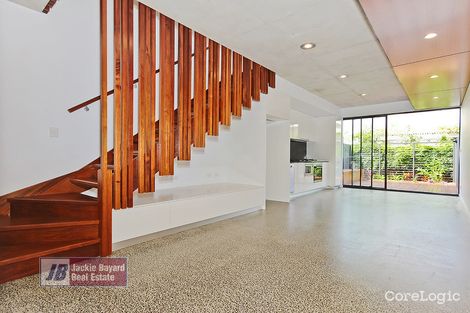 Property photo of 2/24 Attewell Street Nundah QLD 4012