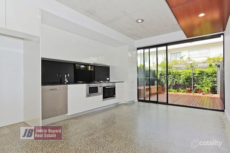 Property photo of 2/24 Attewell Street Nundah QLD 4012