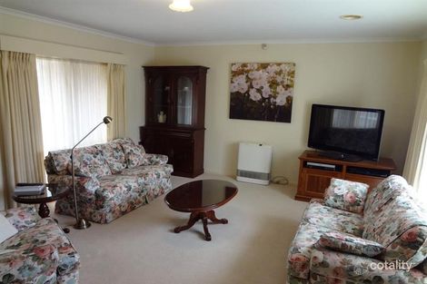 Property photo of 12 Bourke Drive Strathdale VIC 3550