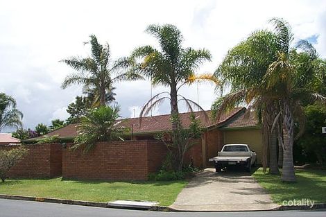 1 Birch Ct, Palm Beach, QLD 4221