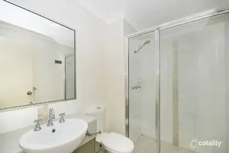 Property photo of 17/13 Albert Street Cranbrook QLD 4814