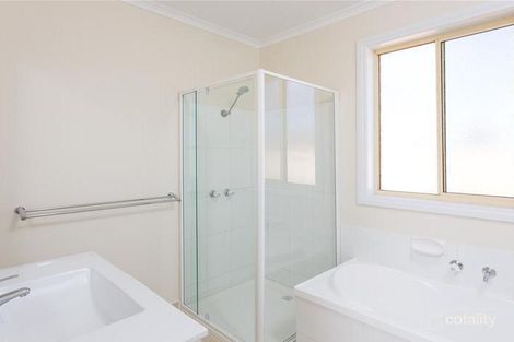 Property photo of 16 Chardonnay Drive Mildura VIC 3500