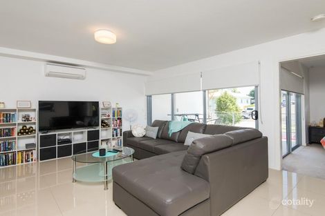 Property photo of 3/32 Redfern Street Morningside QLD 4170